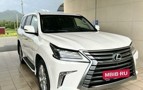 Lexus LX III, 2016 год, 6 567 997 рублей, 2 фотография