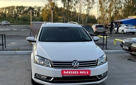 Volkswagen Passat B7, 2011 год, 1 400 000 рублей, 2 фотография