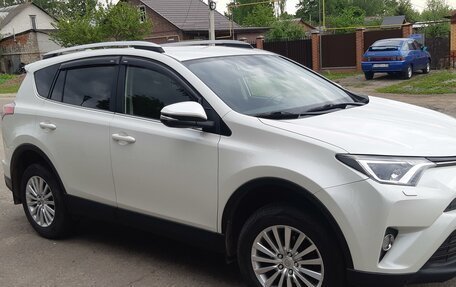 Toyota RAV4, 2016 год, 2 650 000 рублей, 1 фотография