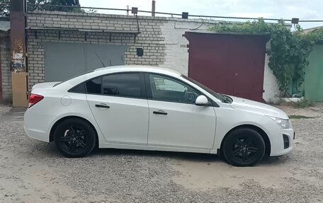 Chevrolet Cruze II, 2014 год, 850 000 рублей, 4 фотография