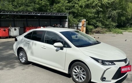 Toyota Corolla, 2019 год, 2 050 000 рублей, 4 фотография