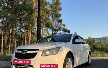 Chevrolet Cruze II, 2012 год, 1 050 000 рублей, 2 фотография