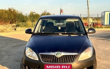 Skoda Fabia II, 2010 год, 300 000 рублей, 2 фотография