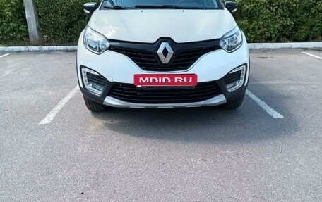 Renault Kaptur I рестайлинг, 2016 год, 1 330 000 рублей, 2 фотография