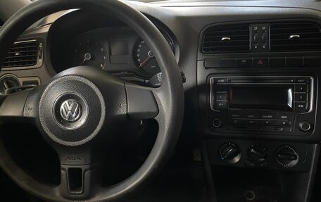 Volkswagen Polo VI (EU Market), 2013 год, 720 000 рублей, 3 фотография