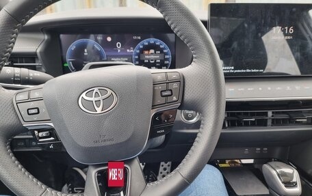 Toyota Camry, 2024 год, 5 300 000 рублей, 2 фотография