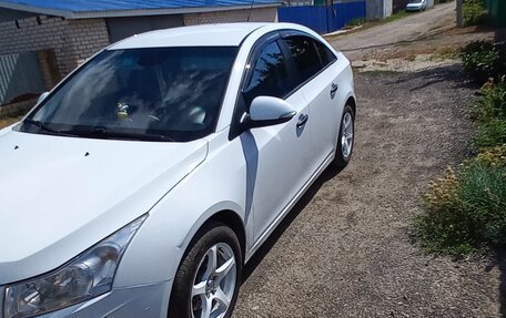 Chevrolet Cruze II, 2014 год, 900 000 рублей, 3 фотография