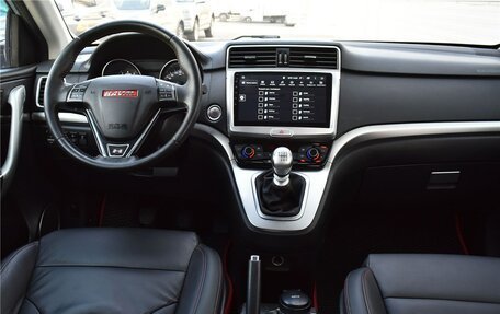 Haval H6, 2017 год, 1 450 000 рублей, 6 фотография