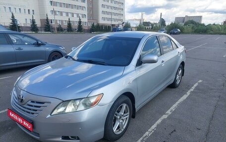 Toyota Camry, 2008 год, 969 999 рублей, 2 фотография