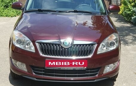 Skoda Fabia II, 2012 год, 1 030 000 рублей, 3 фотография