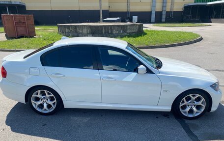 BMW 3 серия, 2009 год, 1 420 000 рублей, 2 фотография