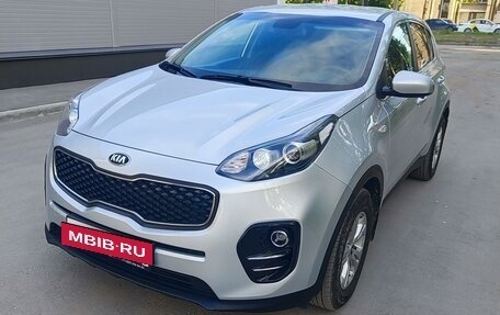 KIA Sportage IV рестайлинг, 2017 год, 1 900 000 рублей, 2 фотография