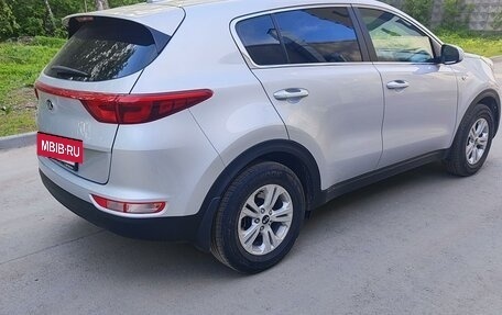 KIA Sportage IV рестайлинг, 2017 год, 1 900 000 рублей, 4 фотография