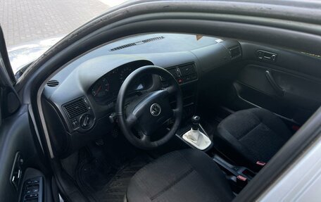 Volkswagen Golf IV, 2001 год, 235 000 рублей, 7 фотография