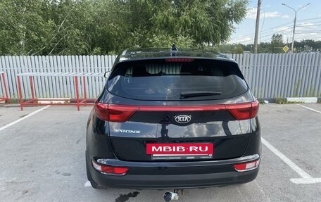 KIA Sportage IV рестайлинг, 2018 год, 2 200 000 рублей, 2 фотография