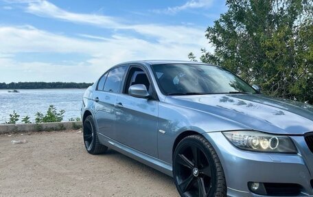 BMW 3 серия, 2011 год, 900 000 рублей, 6 фотография