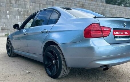 BMW 3 серия, 2011 год, 900 000 рублей, 8 фотография