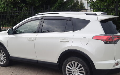 Toyota RAV4, 2016 год, 2 650 000 рублей, 6 фотография