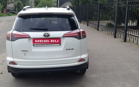 Toyota RAV4, 2016 год, 2 650 000 рублей, 5 фотография