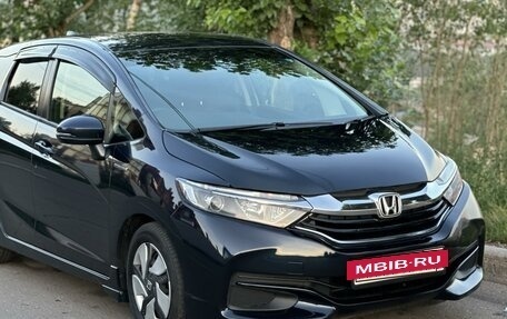 Honda Shuttle II, 2017 год, 1 299 000 рублей, 22 фотография