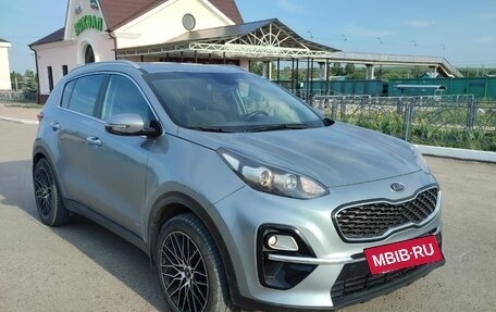 KIA Sportage IV рестайлинг, 2019 год, 2 350 000 рублей, 4 фотография