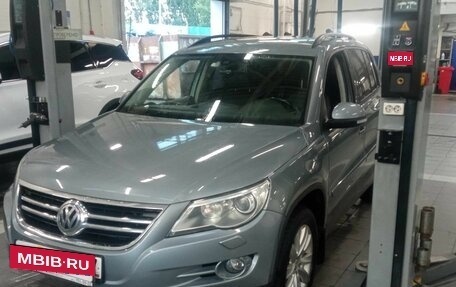 Volkswagen Tiguan I, 2009 год, 1 056 000 рублей, 2 фотография