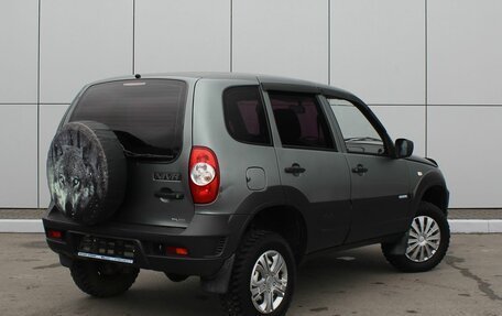 Chevrolet Niva I рестайлинг, 2011 год, 520 000 рублей, 4 фотография