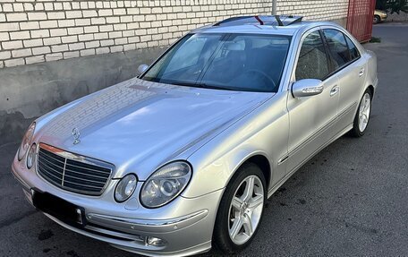 Mercedes-Benz E-Класс, 2004 год, 1 250 000 рублей, 1 фотография