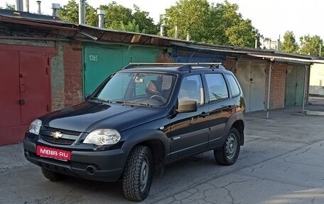 Chevrolet Niva I рестайлинг, 2012 год, 715 000 рублей, 1 фотография