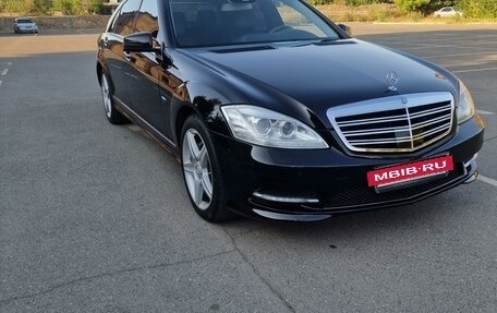 Mercedes-Benz S-Класс, 2012 год, 2 350 000 рублей, 3 фотография