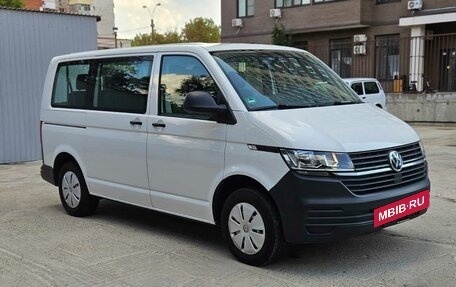 Volkswagen Transporter T6 рестайлинг, 2021 год, 3 880 000 рублей, 7 фотография