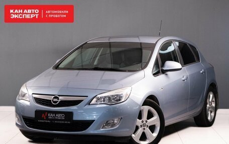 Opel Astra J, 2011 год, 850 000 рублей, 1 фотография