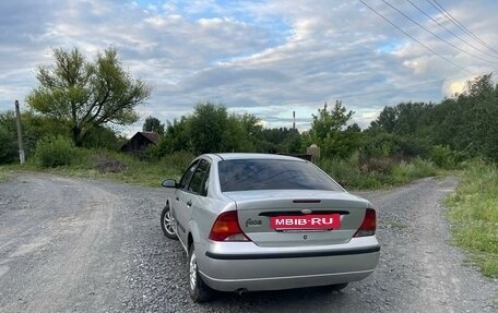 Ford Focus IV, 2003 год, 300 000 рублей, 3 фотография