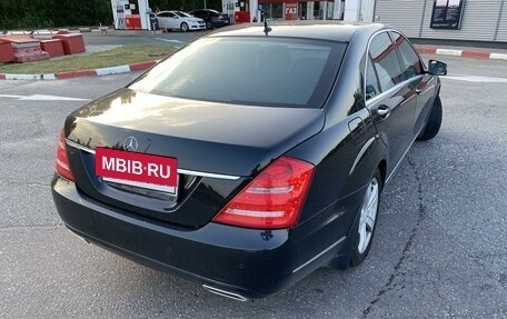 Mercedes-Benz S-Класс, 2011 год, 3 500 000 рублей, 4 фотография