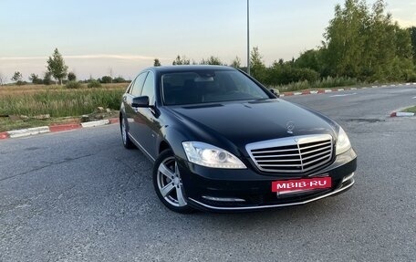 Mercedes-Benz S-Класс, 2011 год, 3 500 000 рублей, 2 фотография