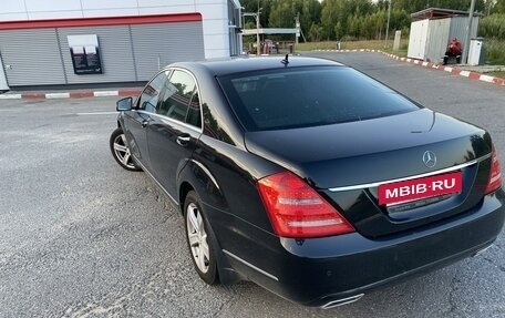 Mercedes-Benz S-Класс, 2011 год, 3 500 000 рублей, 3 фотография