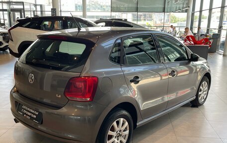 Volkswagen Polo VI (EU Market), 2011 год, 750 000 рублей, 5 фотография