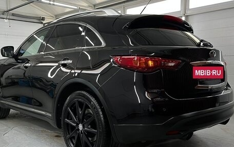 Infiniti FX II, 2012 год, 2 190 000 рублей, 13 фотография