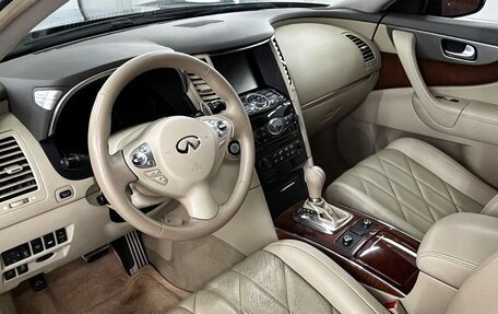 Infiniti FX II, 2012 год, 2 190 000 рублей, 25 фотография