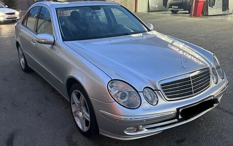 Mercedes-Benz E-Класс, 2004 год, 1 250 000 рублей, 4 фотография