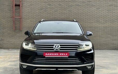 Volkswagen Touareg III, 2016 год, 3 749 000 рублей, 2 фотография