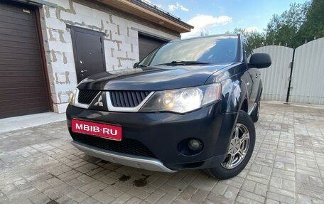 Mitsubishi Outlander III рестайлинг 3, 2007 год, 950 000 рублей, 1 фотография