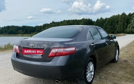 Toyota Camry, 2010 год, 1 390 000 рублей, 7 фотография