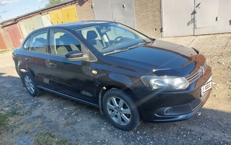 Volkswagen Polo VI (EU Market), 2012 год, 900 000 рублей, 3 фотография