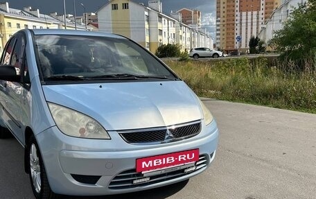 Mitsubishi Colt VI рестайлинг, 2006 год, 430 000 рублей, 2 фотография