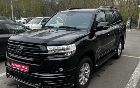 Toyota Land Cruiser 200, 2016 год, 5 800 000 рублей, 1 фотография