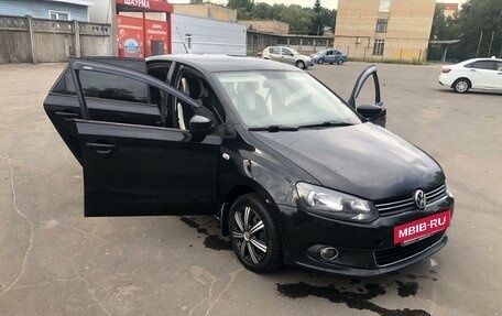 Volkswagen Polo VI (EU Market), 2011 год, 720 000 рублей, 3 фотография