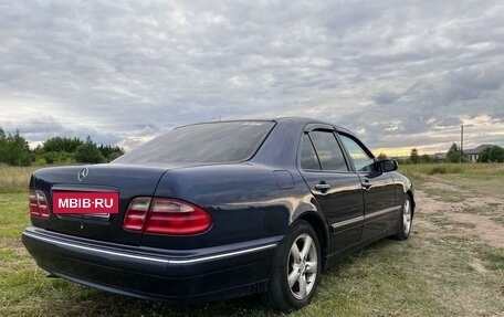 Mercedes-Benz E-Класс, 2000 год, 650 000 рублей, 6 фотография