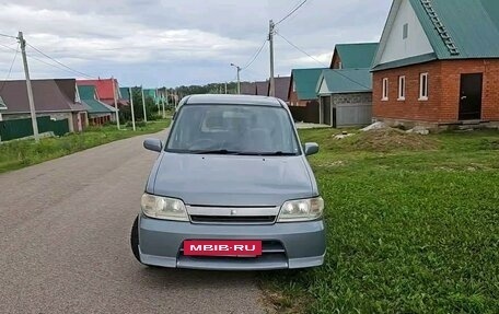 Nissan Cube II, 2000 год, 199 000 рублей, 3 фотография