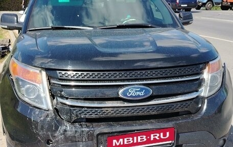 Ford Explorer VI, 2015 год, 1 900 000 рублей, 2 фотография